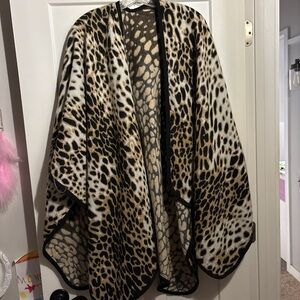 Leopard Print Women's shawl
